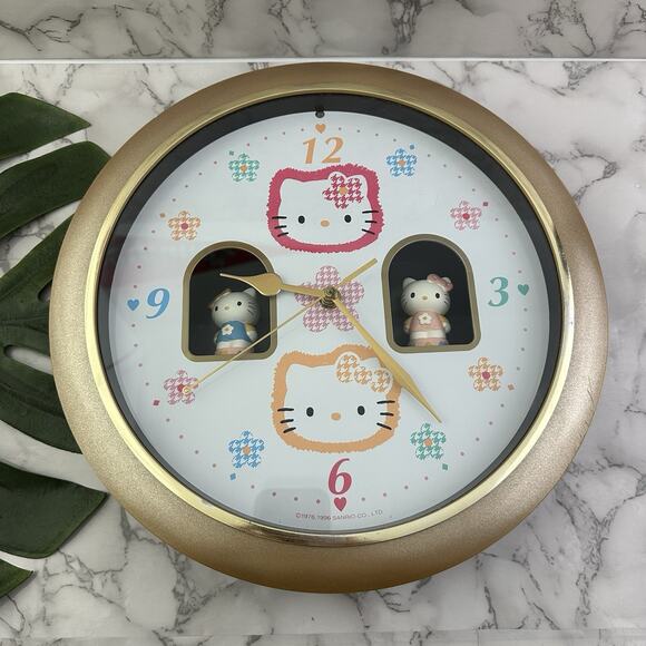 Sanrio Hello Kitty Vintage 90s Wall Clock Spinning Musical Floral Partial Works - Picture 1 of 6